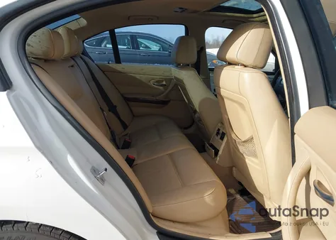 2007 BMW 328Xi из США, поврежденный, VIN WBAVC93507KX55539